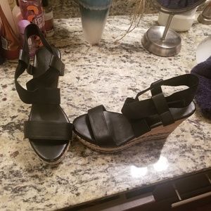 Never worn black wedges